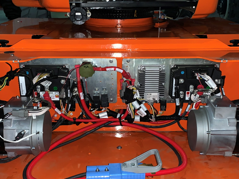 JLG捷爾杰E450AJ高空作業(yè)平臺AC電機(jī)控制器.png